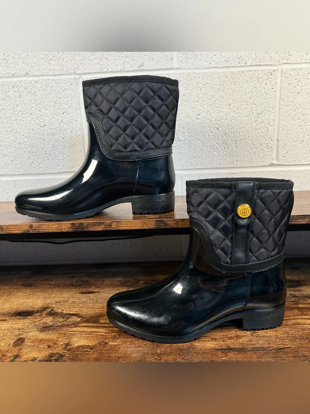 Tommy Hilfiger Boots Freza Black Quilted Rubber Rain Boots Women's 9